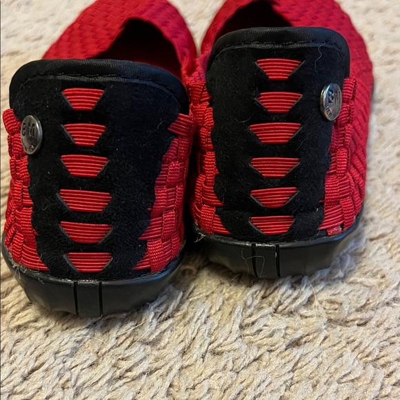 Bernie Mev. Red Woven Flats - Picture 3 of 4